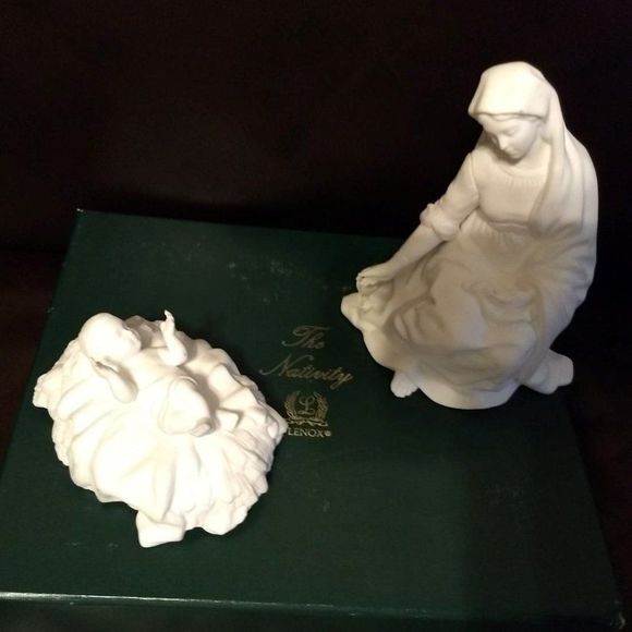 90"s Porcelain  Bisque Lenox The Nativity HOLY FAMILY 2 Piece Set Christmas Gift - Picture 6 of 12